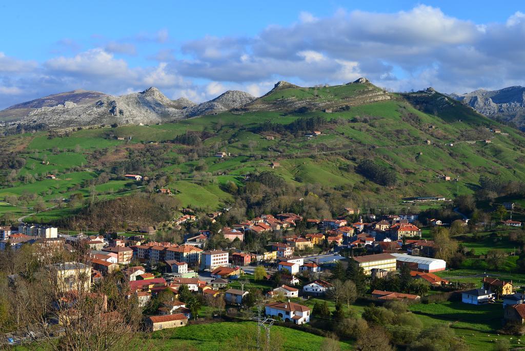 Alojamiento Bernabales Pámanes Esterno foto